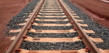 Governo quer dobrar transporte de carga por ferrovias, diz ministro