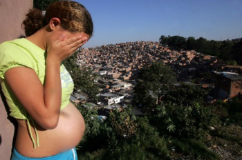 Gravidez não planejada custa R$ 4,1 bilhões por ano para o Brasil Gravidez não planejada também aumenta problemas sociais
Agência Estado