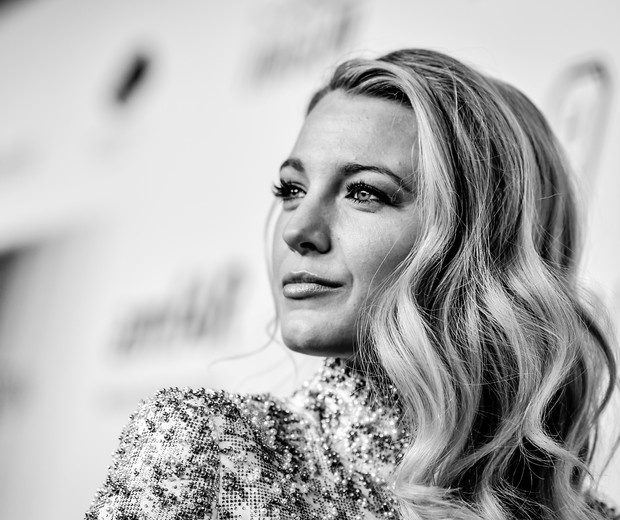 De ladinho: cabelo de um único lado é sucesso entre famosas no red carpet