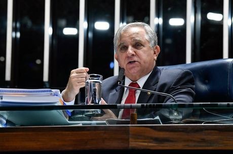 Senador Izalci Lucas dá parecer favorável a adiamento do Enem Senador Izalci dá parecer favorável a adiamento do Enem
Roque de Sá/Agência Senado