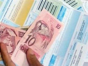 Os pedidos de suspensão não eximem o consumidor de ter de pagar as tarifas minimas das contas de água e luz.(Foto:Reprodução Internet)