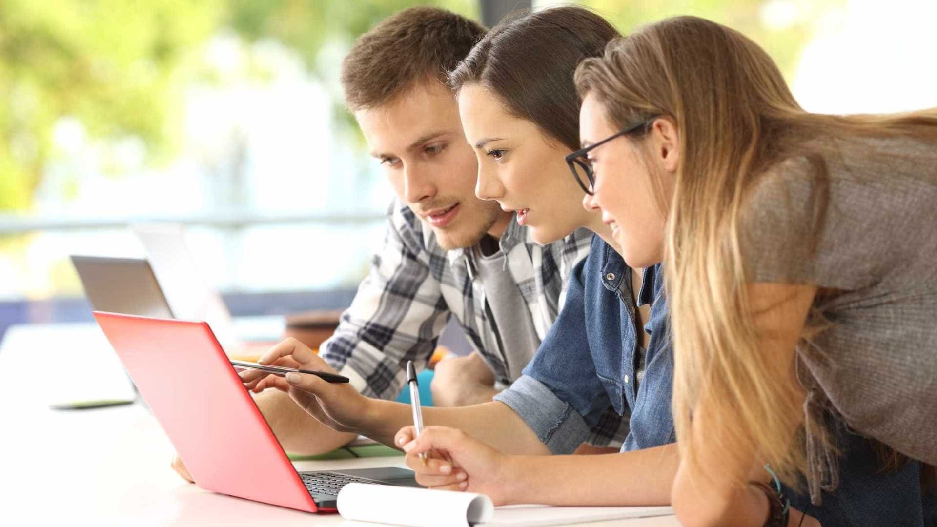 Estudo no exterior: Programas da Capes têm últimos dias de inscrições Estudo no exterior: Programas da Capes têm últimos dias de inscrições