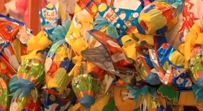 Quatro em cada dez brasileiros não comprarão ovos de Páscoa em 2020 Maioria que decidiu comprar prefere ovos de Páscoa de marcas tradicionais
Reprodução/Record TV