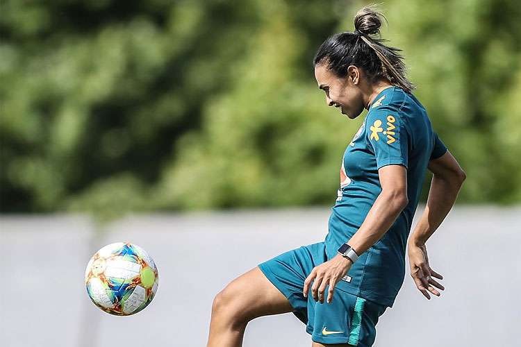 Marta foi baixa da Seleção nos treinos em Portugal após sofrer lesão muscular. CBF/Divulgação