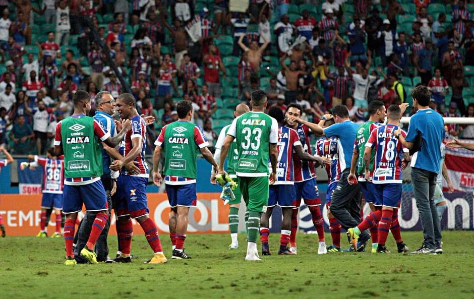 Grêmio perde do Bahia com pênalti polêmico nos acréscimos