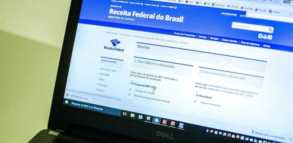 Menos da metade dos contribuintes entregou declaração do IRPF