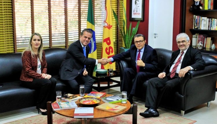 Ricardo Ayache assume o comando do PSB no Estado Ayache substitui ex-deputado federal Elizeu Dionísio. Divulgação/PSB