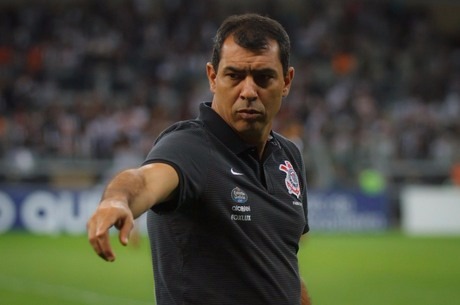 Carille afirma que contas para título do Corinthians começam na 28ª rodada Carille conquistou mais uma vitória pelo Timão
Vinnicius Silva/Estadão Conteúdo