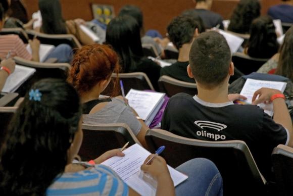 UFMS abre 210 vagas para cursinho preparatório para o Enem UFMS abre 210 vagas para cursinho preparatório para o Enem