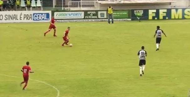 Comercial vence Operário com gols nos acréscimos