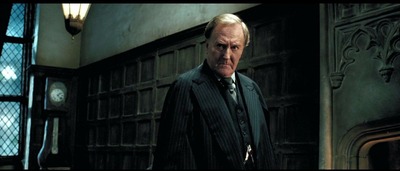 Morre ator de 'Harry Potter' e 'Razão e Sensibilidade' © Reprodução