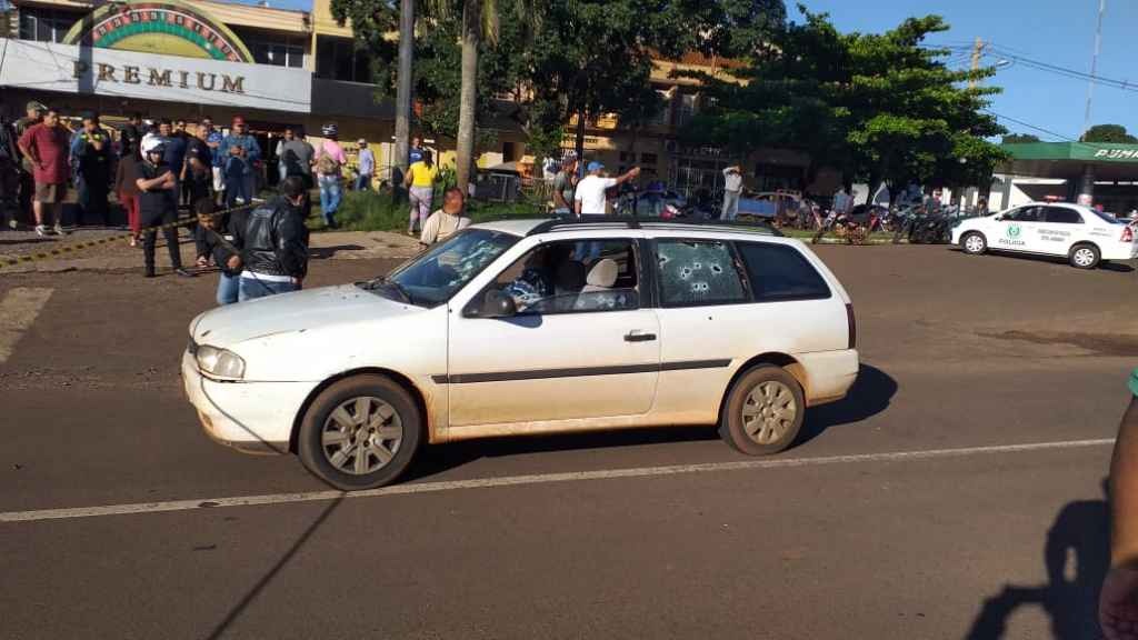 Duas pessoas são executadas a tiros na fronteira Redes sociais