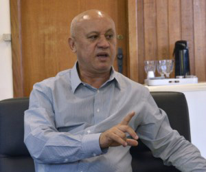 Secretário Carlos Alberto de Assis coordena comitê que faz o mapeamento da burocracia
(Foto: Paulo Ribas / Correio do Estado)