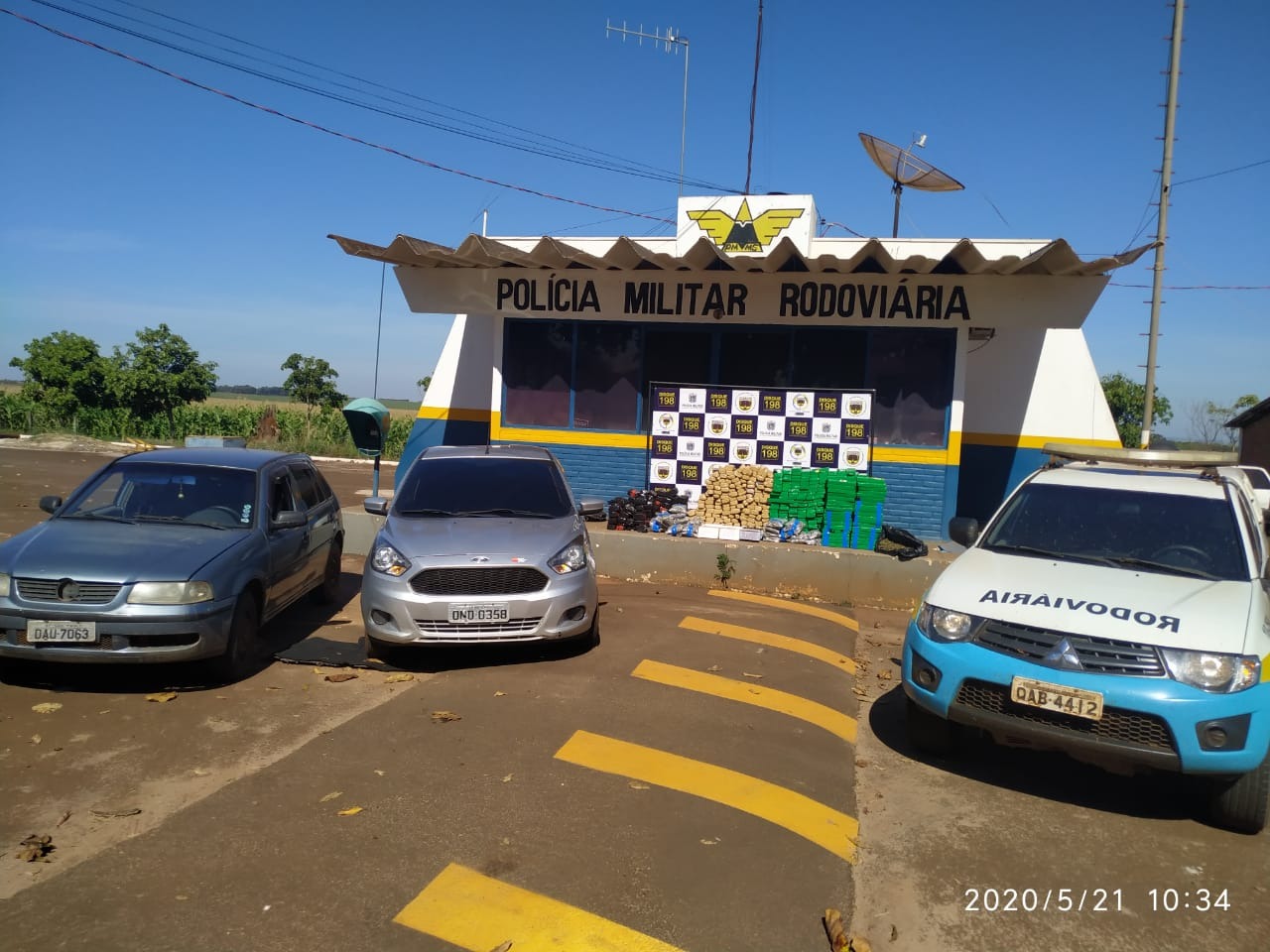 PMR apreende mais de meia tonelada de drogas em Dourados PMR apreende mais de meia tonelada de drogas em Dourados