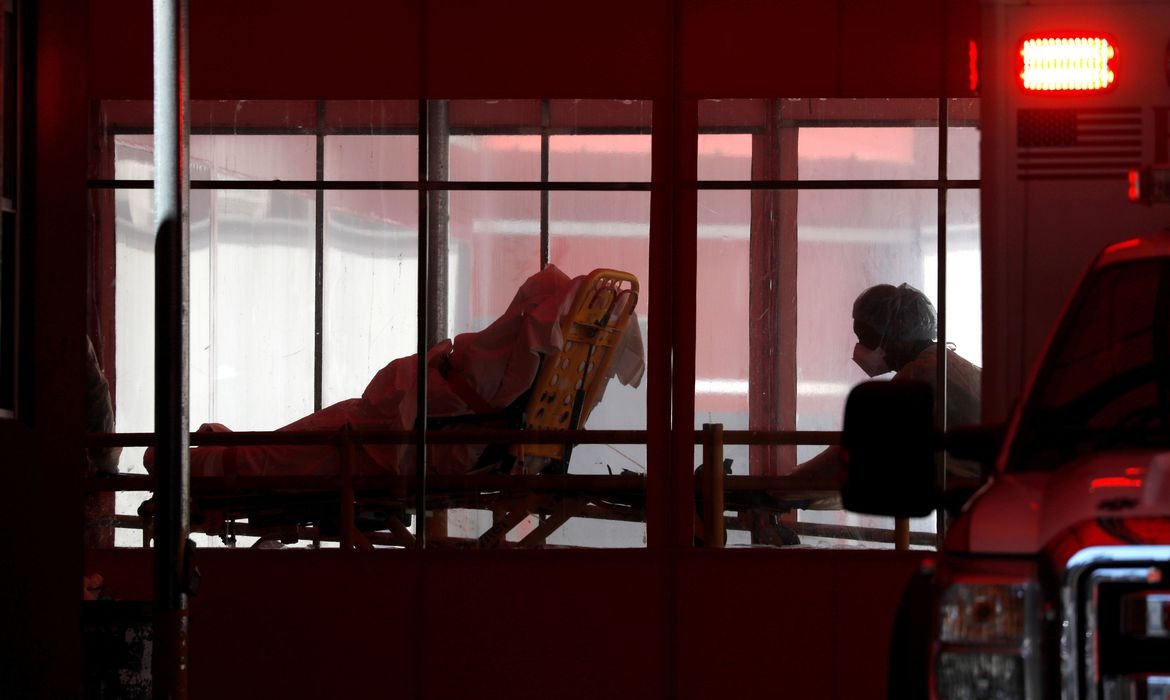 EUA entram na semana mais difícil, com mais de 9 mil mortes Reuters