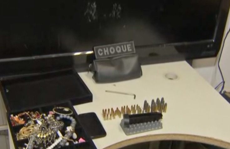 Choque prende dona de loja e mais 2 são presos após anúncio nas redes sociais de produtos furtados Produtos furtados em lojas de Campo Grande (Foto: Reprodução)