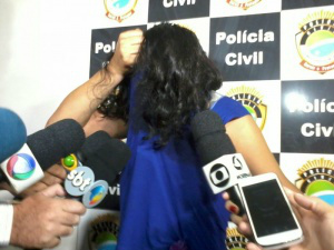 Sogro e concunhada mataram faxineira por causa de dívida de R$ 80 Assassina de faxineira não quis mostra o rosto, mas disse que agiu em legítima defesa. (Foto: Alan Diógenes)
