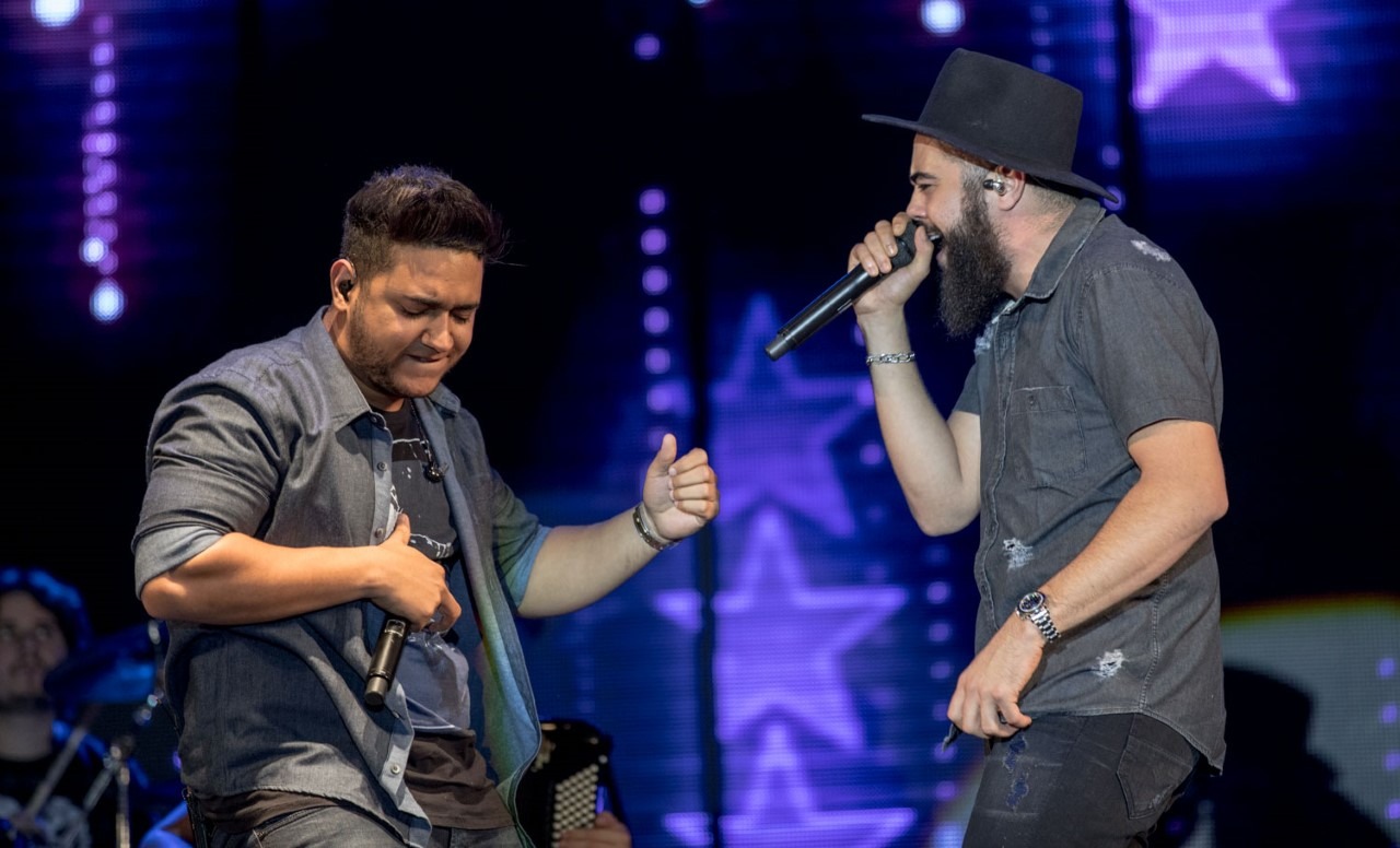Começou a contagem regressiva para o show de Henrique & Juliano e Shapeless Começou a contagem regressiva para o show de Henrique & Juliano e Shapeless