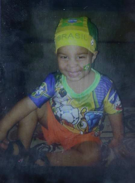 O pequeno Gabriel Foto: Fabiano Rocha / Extra