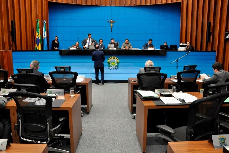 Quatro matérias estão na Ordem do Dia da primeira sessão da semana Deputados durante sessão plenária na Assembleia Legislativa de Mato Grosso do Sul. Luciana Nassar