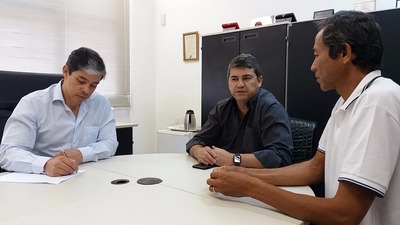 Elias Ishy reunido com o promotor de Jutiça, Amilcar Araújo, e o diretor-presidente do Imam, Fábio Luis.
Foto: Divulgação