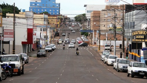 Prefeitura vai instalar 500 abrigos de ônibus e recapear Calógeras e rua Bahia Foto: Marlon Ganassin, Avenida Calógeras