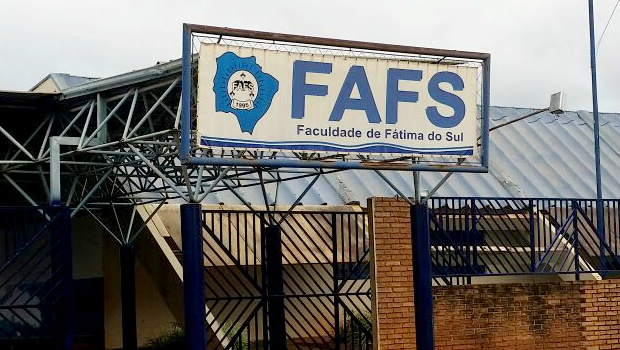 Acadêmicos de Fátima do Sul se unem em ação social(Foto: Rosana Silva)