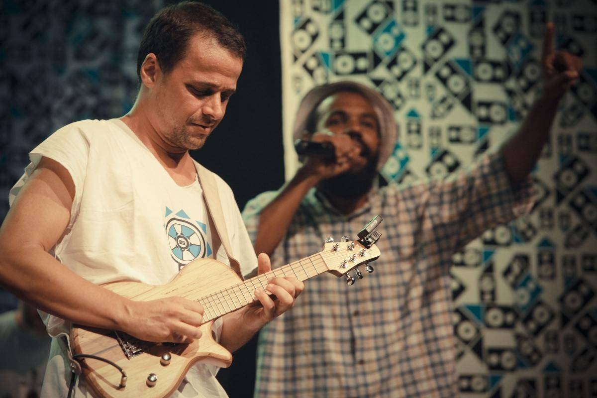 Festival de Inverno de Bonito contará com a criatividade e o engajamento do BaianaSystem Festival de Inverno de Bonito contará com a criatividade e o engajamento do BaianaSystem