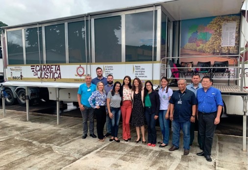 Carreta da Justiça atende 383 pessoas na volta do serviço em 2020 Carreta da Justiça atende 383 pessoas na volta do serviço em 2020