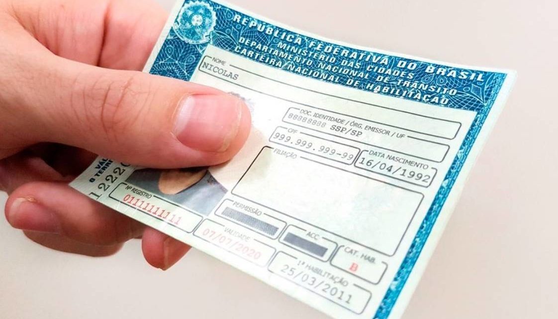 Detran-MS poderá enviar mensagem sobre vencimento de CNH Detran-MS poderá enviar mensagem sobre vencimento de CNH