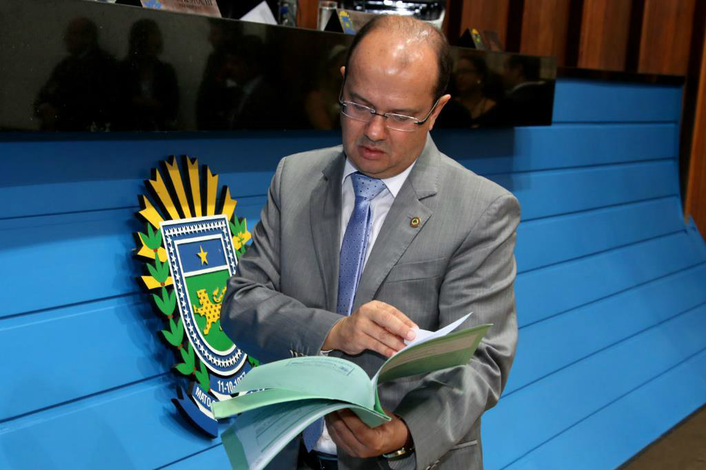 Deputado Barbosinha propõe que pedágio poderá ser pago com cartão de débito(Foto: Divulgação/ALMS)