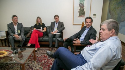 Prefeito e secretários apresentam projetos para recapear ruas e requalificar cidade do natal