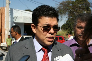 MPE questiona aluguel de hospital e Olarte diz que será por três anos Olarte afirma que valor de aluguel é de acordo com laudos. (Foto: Marcos Ermínio)