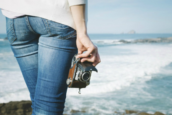 USE A CALÇA DE QUATRO A CINCO VEZES, ANTES DE LAVAR (FOTO: THINKSTOCK)