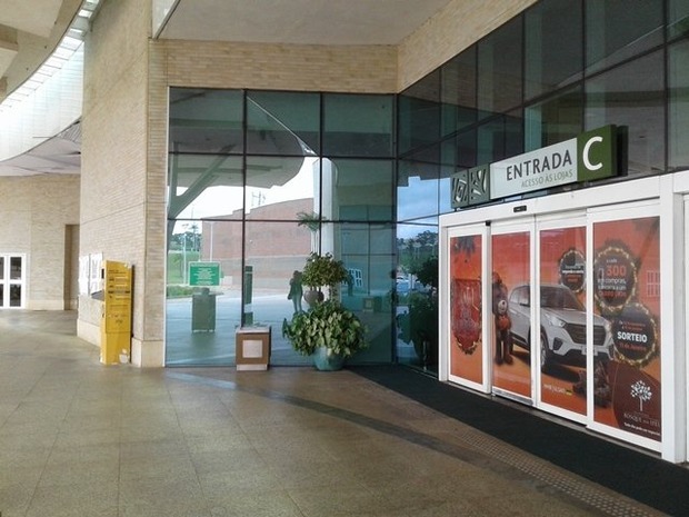 Shopping aumenta número de guichês para pagar estacionamento Shopping aumenta número de guichês para pagar estacionamento
