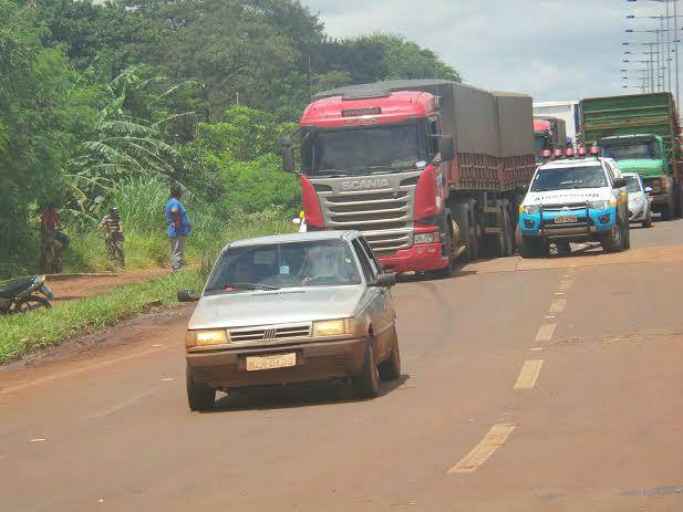 Indígenas liberam MS-156, mas ameaçam “cortar” via caso problema continue Trânsito foi liberado entre Dourados e Itaporã