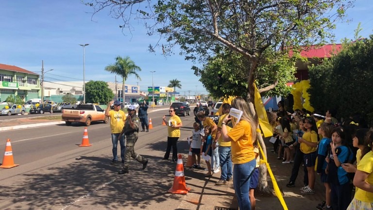 Campanha Maio Amarelo visita lojas da Rua 14 de Julho na próxima sexta-feira Campanha Maio Amarelo visita lojas da Rua 14 de Julho na próxima sexta-feira