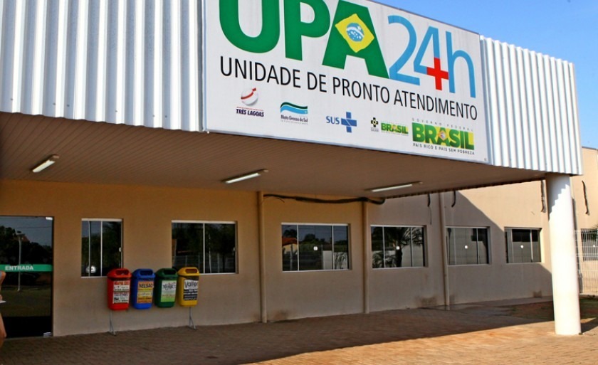 Por telefone, bombeiro ajuda mãe a socorrer bebê engasgado com leite Mãe e filho foram levados pela equipe dos bombeiros para a Unidade de Pronto Atendimento (UPA) para avaliação médica do bebê. Arquivo/JPNEWS