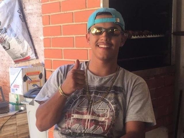 Rapaz é morto ao agredir e ameaçar PM, após briga em posto de combustíveis (Foto: Reprodução)