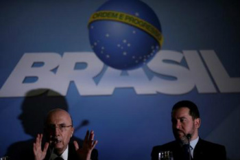 Ministros da Fazenda, Henrique Meirelles, e do Planejamento, Dyogo Oliveira, anunciam meta fiscal para 2018, em entrevista no Palácio do Planalto, em Brasília 7/04/ 2017. REUTERS/Ueslei Marcelino