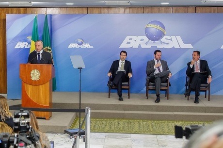 Anúncio foi feito na tarde desta quinta-feira em Brasília
Marcos Corrêa/Presidência da República