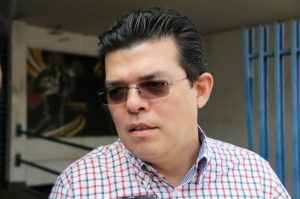 Olarte nega ter cancelado o evento. (Foto: Marcos Ermínio)