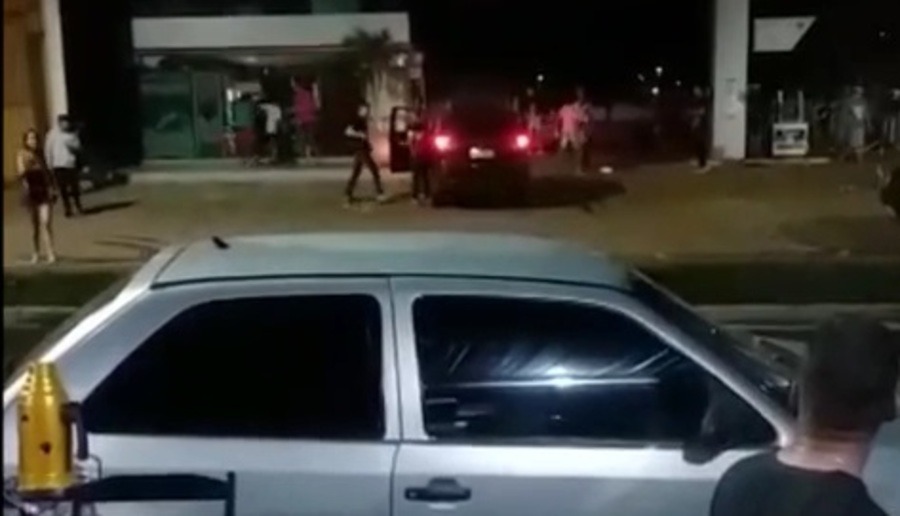 Vídeo mostra momento do disparo que matou jovem em Ivinhema Um rapaz morreu e outro ficou ferido. Reprodução