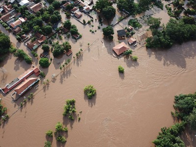 Cidade amanheceu debaixo d'água ontem. - Foto: Divulgação