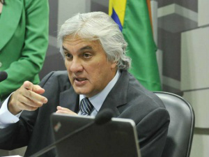 Delcídio teria citado Dilma Rousseff e Lula durante suposta delação e assessoria nega Antes de ser solto, Delcídio citou Dilma e Lula em depoimento - Foto: Geraldo Magela/Agência Senado