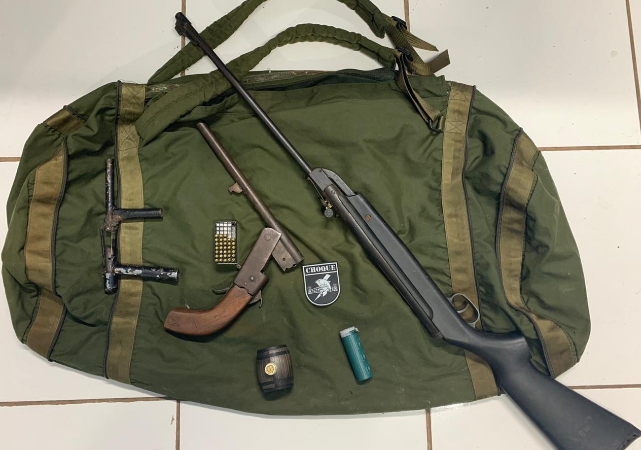 Choque prende evadido do sistema prisional com arma que comprou pela internet