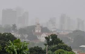 Campo Grande amanhece com chuva, após longa estiagem