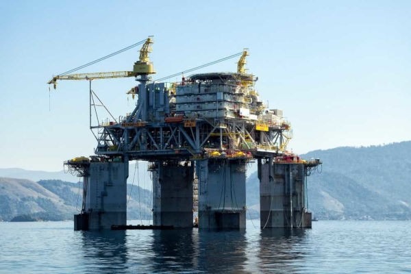 Produção no pré-sal da Bacia de Santos completa 10 anos Plataforma de petróleo
Foto: Internet