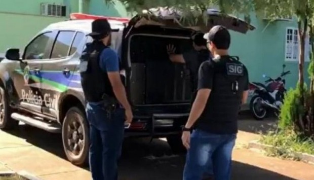 Funcionária que desviou mais de R$ 1 milhão é presa pela Polícia Civil (Divulgação/Polícia Civil)
