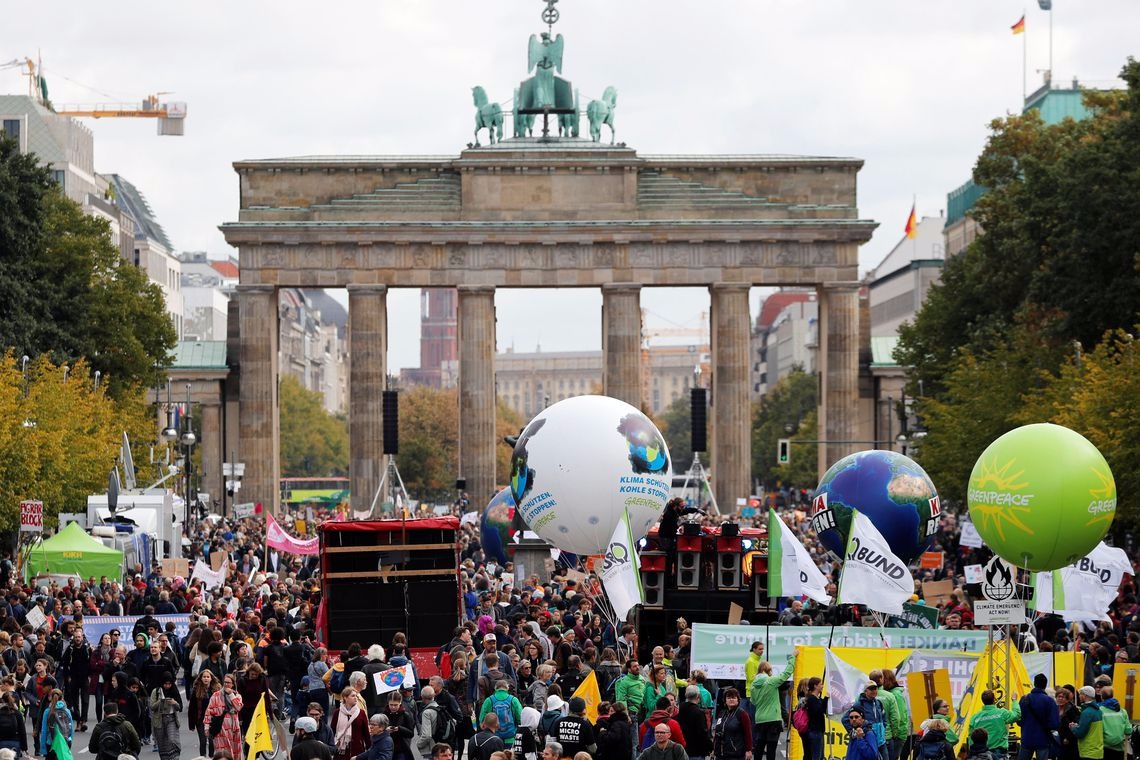 Manifestantes em mais de 150 países defendem o meio ambiente Reuters/Fabrizio Bensch/Direitos Reservados